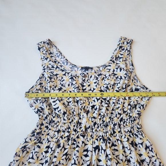 As U Wish Navy Floral Button-Front Dress with Yellow Accents Daisies - Picture 6 of 8